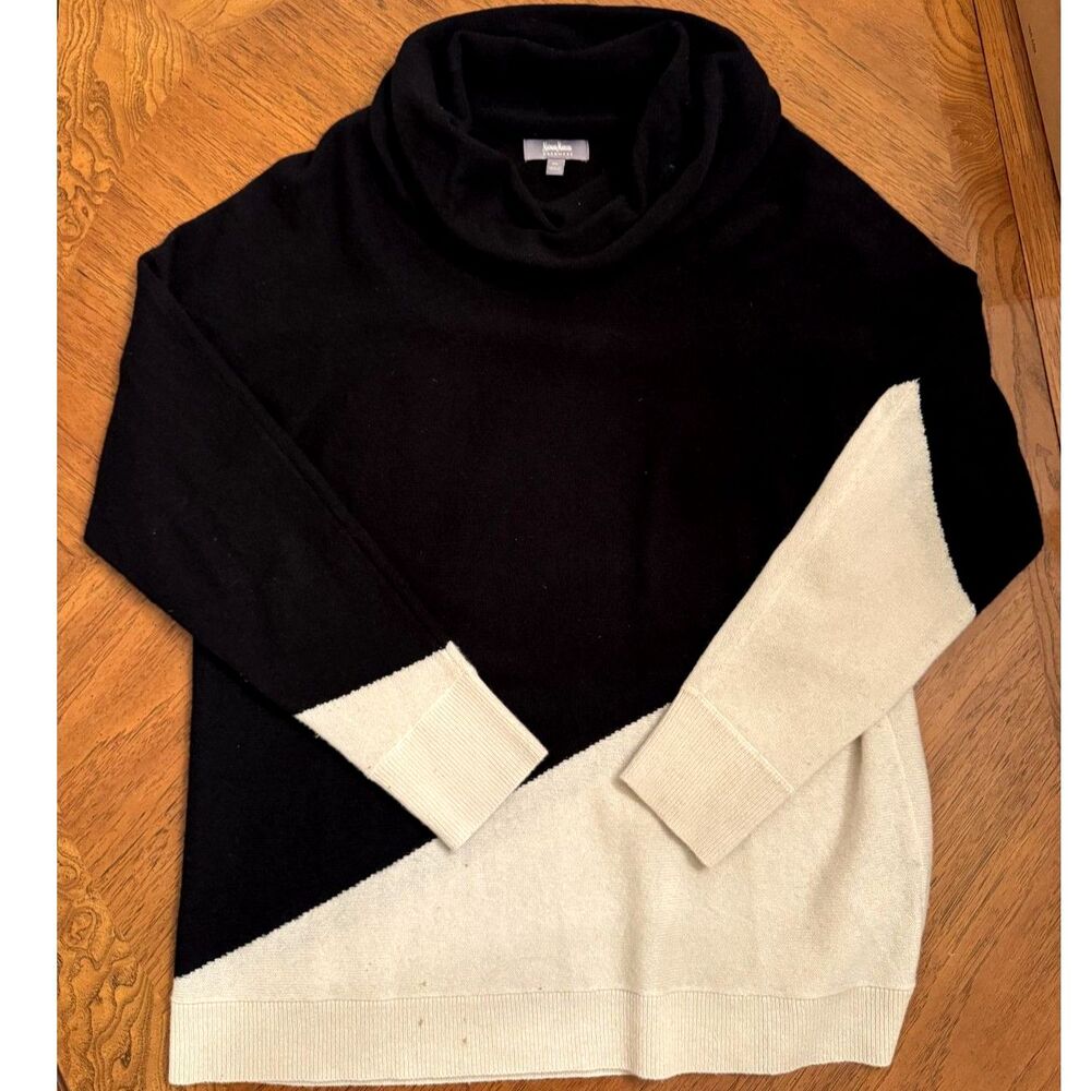 Neiman Marcus Cashmere Sweater Women's XL